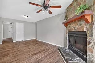 1927 Pendleton St, Savannah, GA 31405 - Photo 11