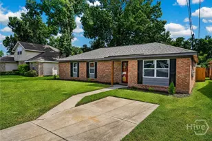 1927 Pendleton St, Savannah, GA 31405 - Photo 3
