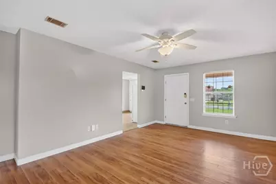 722 Cindy Lane, Hinesville, GA 31313 - Photo 7
