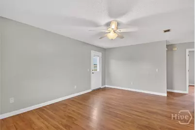 722 Cindy Lane, Hinesville, GA 31313 - Photo 9