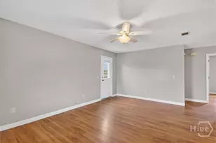 722 Cindy Ln, Hinesville, GA 31313 - Photo 9
