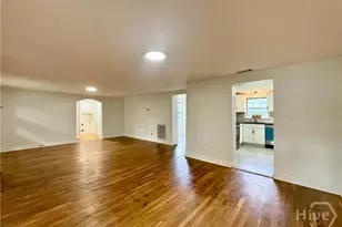 1921 Fitzgerald St, Savannah, GA 31405 - Photo 5