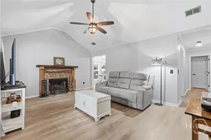 126 Holcomb St, Savannah, GA 31406 - Photo 5