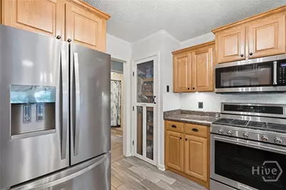 126 Holcomb Street, Savannah, GA 31406 - Photo 11