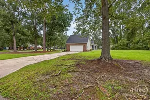 153 Steele Wood Dr, Richmond Hill, GA 31324 - Photo 13