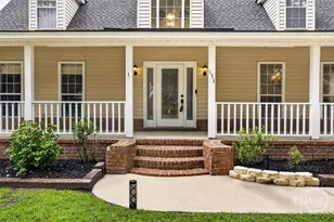 153 Steele Wood Dr, Richmond Hill, GA 31324 - Photo 5