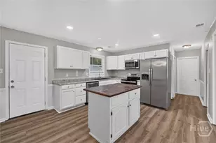 1907 E 63rd St, Savannah, GA 31404 - Photo 11
