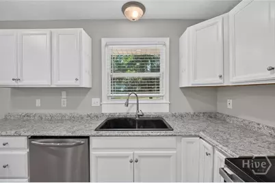 1907 E 63rd Street, Savannah, GA 31404 - Photo 13
