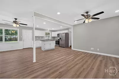 1907 E 63rd Street, Savannah, GA 31404 - Photo 5