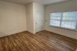 506 E Liberty St, Savannah, GA 31401 - Photo 5