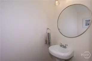 1602 Le Grand St, Savannah, GA 31401 - Photo 11