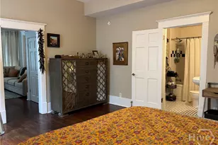 315 E 38th St, Savannah, GA 31401 - Photo 15