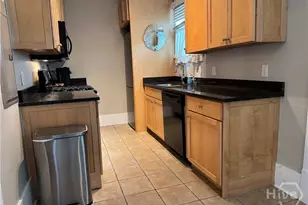 315 E 38th St, Savannah, GA 31401 - Photo 7