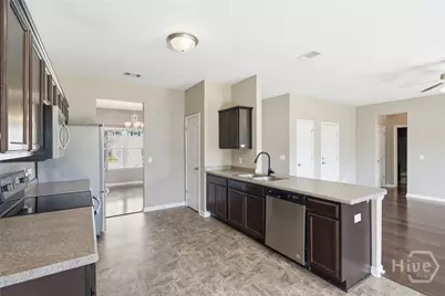 1504 Bayberry Drive, Hinesville, GA 31313 - Photo 9