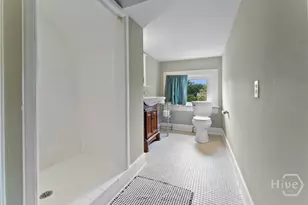 121 E Victory Dr, Savannah, GA 31405 - Photo 57