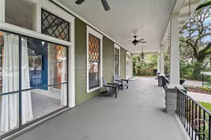 121 E Victory Dr, Savannah, GA 31405 - Photo 15