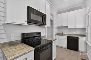 902 Barnard St, Savannah, GA 31401 - Photo 15