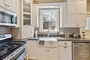 532 E 50th St, Savannah, GA 31405 - Photo 15