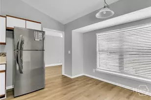 123 Peachtree Dr, Savannah, GA 31419 - Photo 11