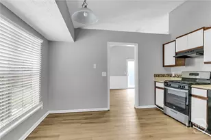 123 Peachtree Dr, Savannah, GA 31419 - Photo 9