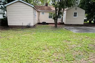 52 S Parkwood, Savannah, GA 31404 - Photo 11