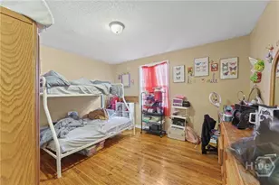 52 S Parkwood, Savannah, GA 31404 - Photo 9