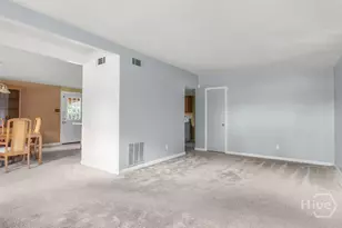 316 Willow Rd, Savannah, GA 31419 - Photo 9