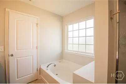 37 Wesleyan Drive, Savannah, GA 31419 - Photo 19