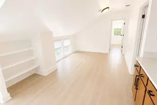 612 W 40th St, Savannah, GA 31415 - Photo 9