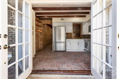 419 E Charlton Street, Savannah, GA 31401 - Photo 9