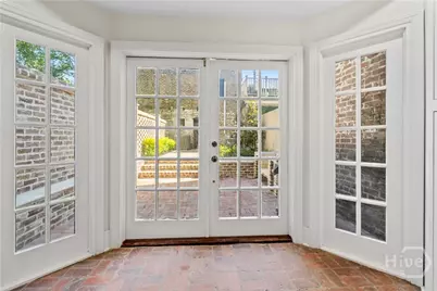 419 E Charlton Street, Savannah, GA 31401 - Photo 31
