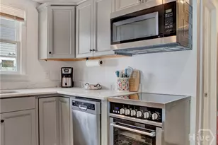 1512 Barnard St, Savannah, GA 31401 - Photo 11
