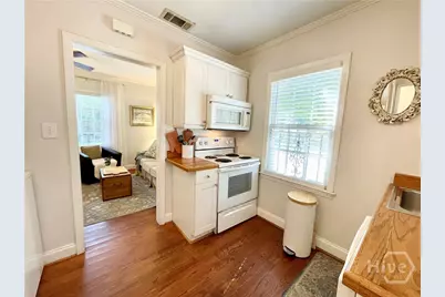219 W Taylor Street #215, Savannah, GA 31401 - Photo 9
