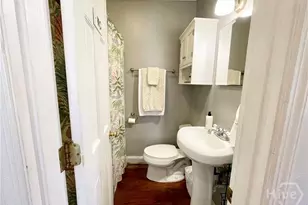 219 W Taylor St, Savannah, GA 31401 - Photo 17