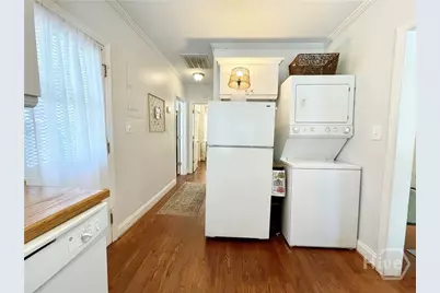 219 W Taylor Street #215, Savannah, GA 31401 - Photo 11