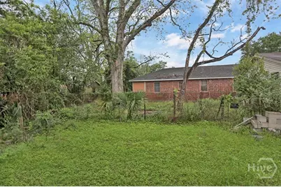 219 Eagle Street, Savannah, GA 31415 - Photo 15