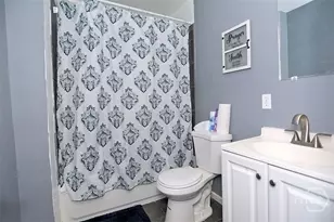 219 Eagle St, Savannah, GA 31415 - Photo 9