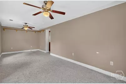 1 Lansing Avenue, Savannah, GA 31406 - Photo 9