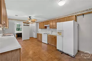 1 Lansing Ave, Savannah, GA 31406 - Photo 21