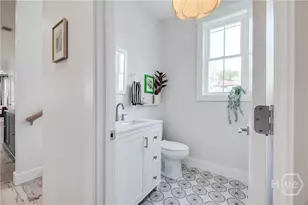 1135 E Park Ave, Savannah, GA 31404 - Photo 17