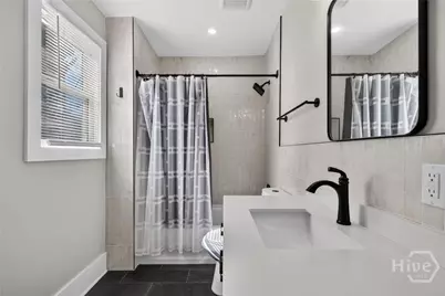 221 W Duffy Street #A, Savannah, GA 31401 - Photo 31