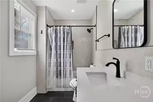 221 W Duffy St, Savannah, GA 31401 - Photo 31