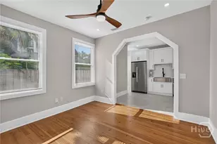 221 W Duffy St, Savannah, GA 31401 - Photo 11