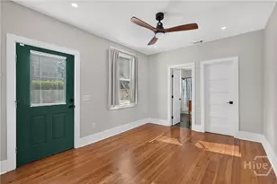 221 W Duffy St, Savannah, GA 31401 - Photo 27