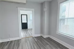 530 E 35th St, Savannah, GA 31401 - Photo 7