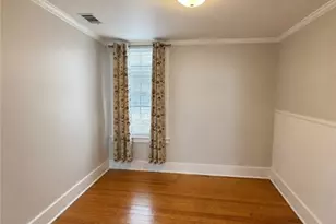 530 E 35th St, Savannah, GA 31401 - Photo 9