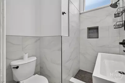 114 W Waldburg Street, Savannah, GA 31401 - Photo 31