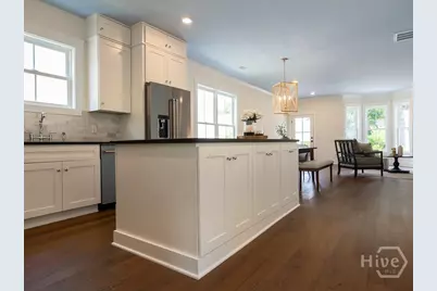 809 E 36th Street, Savannah, GA 31401 - Photo 15