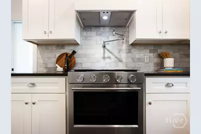 809 E 36th Street, Savannah, GA 31401 - Photo 23