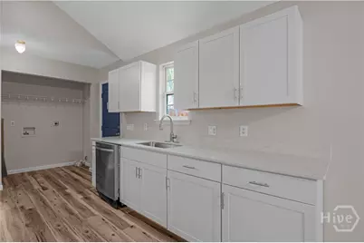 4319 Raybun Street, Savannah, GA 31405 - Photo 7